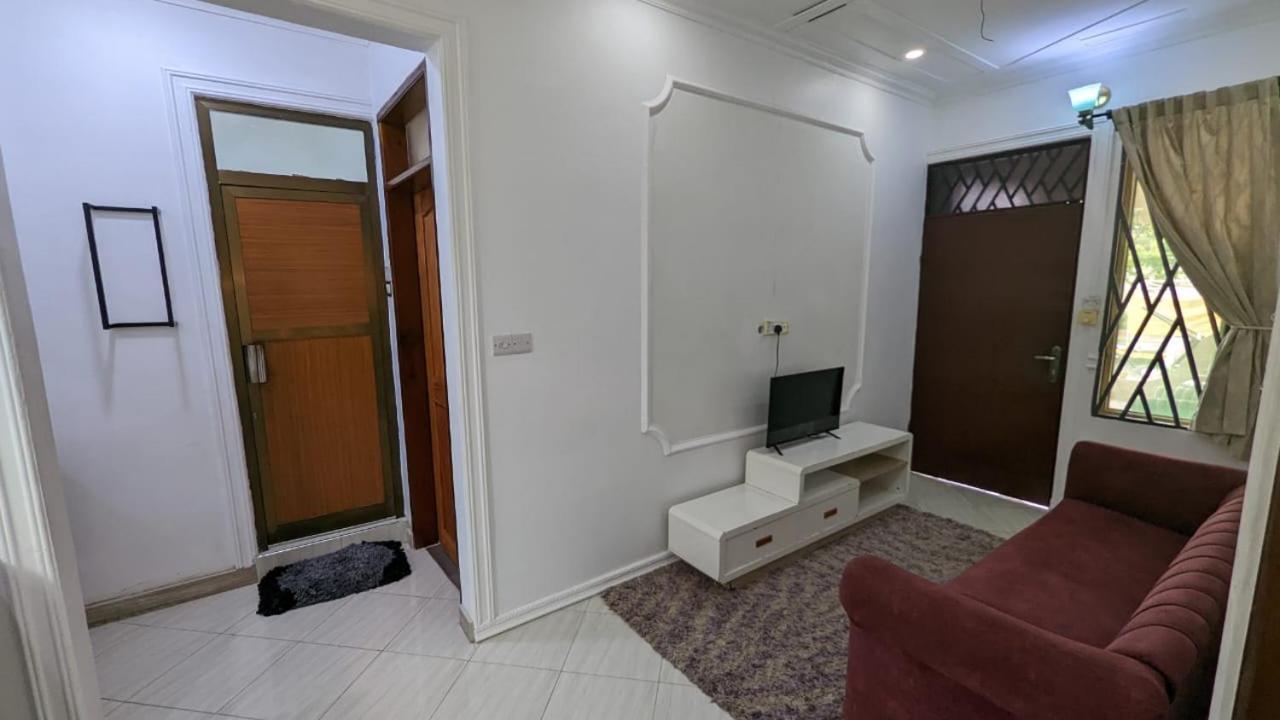 Babajay Family Home 다르에스살람 외부 사진